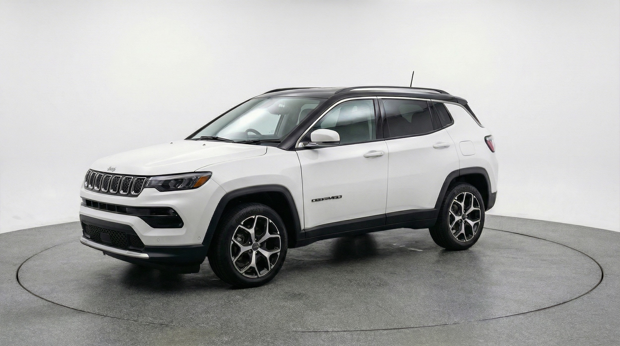 Thumbnail: 2025 Jeep Compass - 3