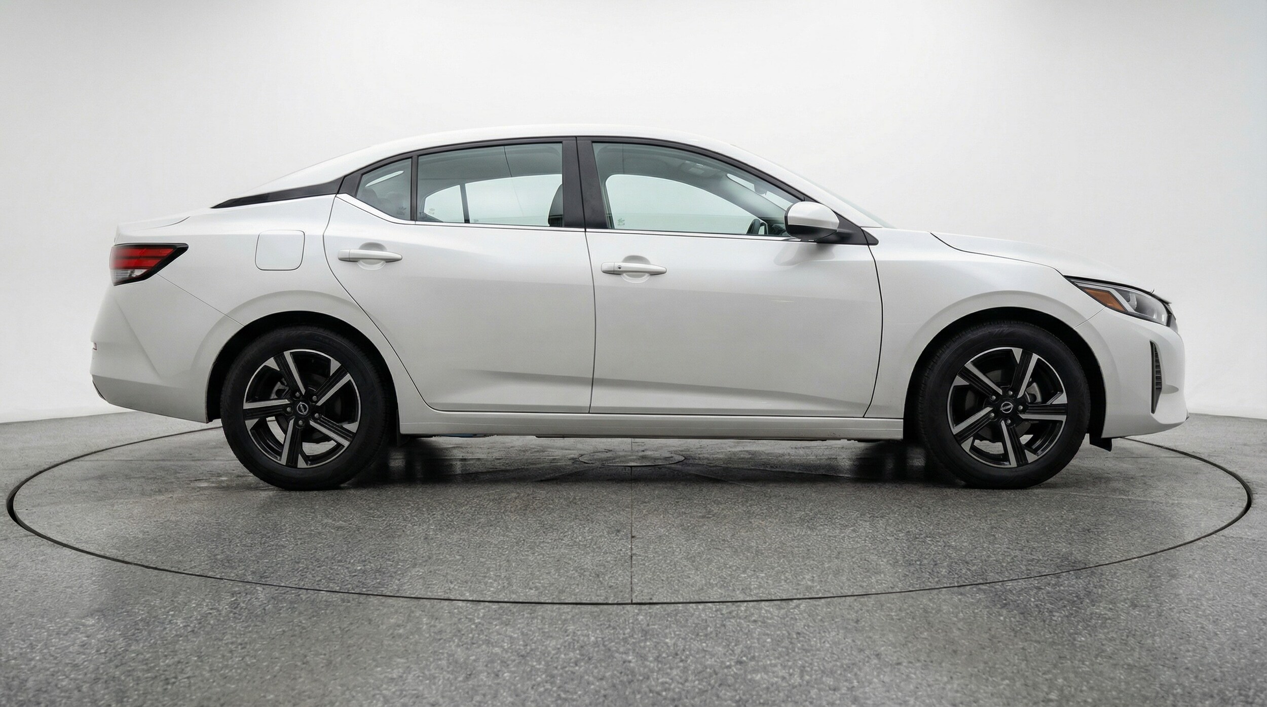 Thumbnail: 2025 Nissan Sentra - 8