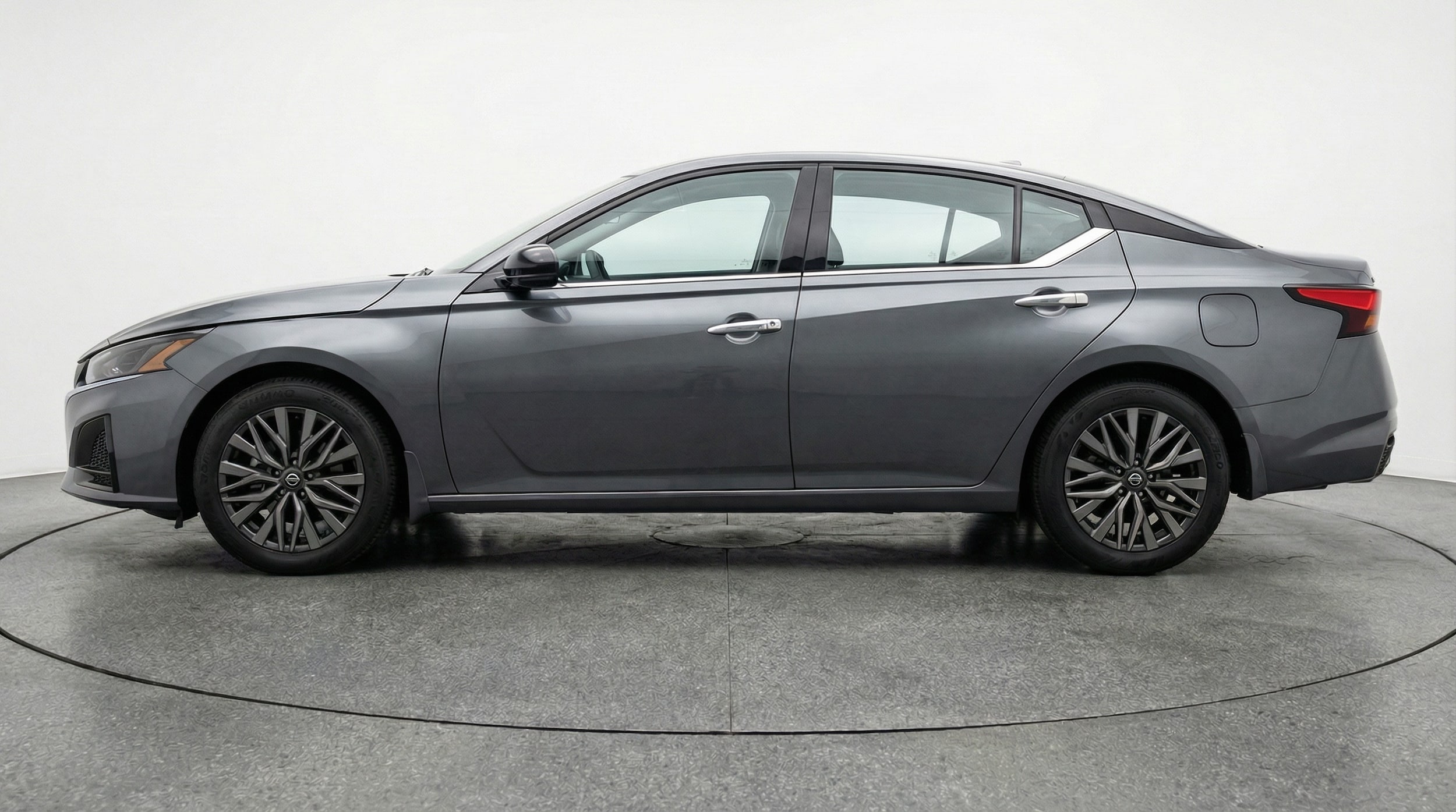 Thumbnail: 2025 Nissan Altima - 4