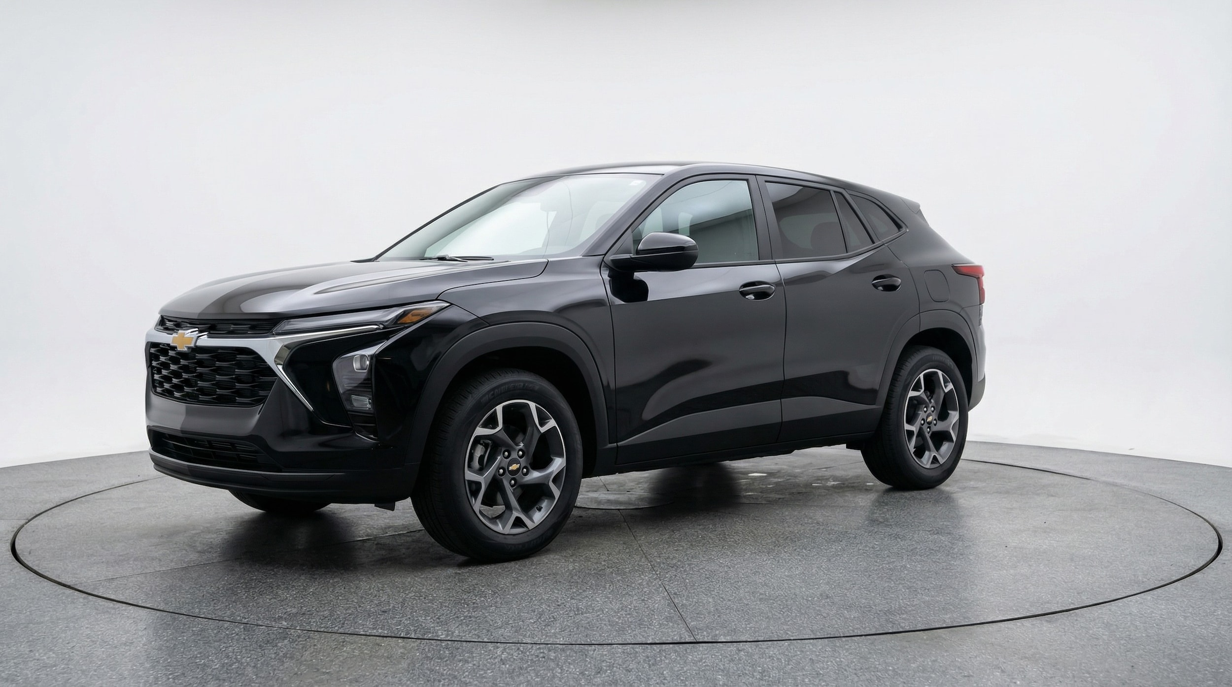 Thumbnail: 2025 Chevrolet Trax - 3