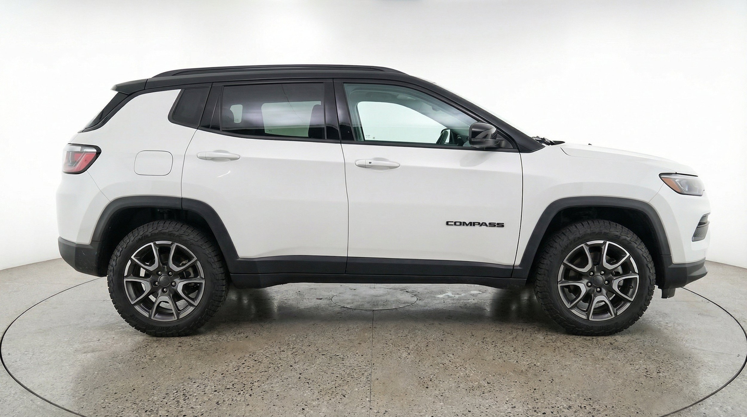 Thumbnail: 2025 Jeep Compass - 11