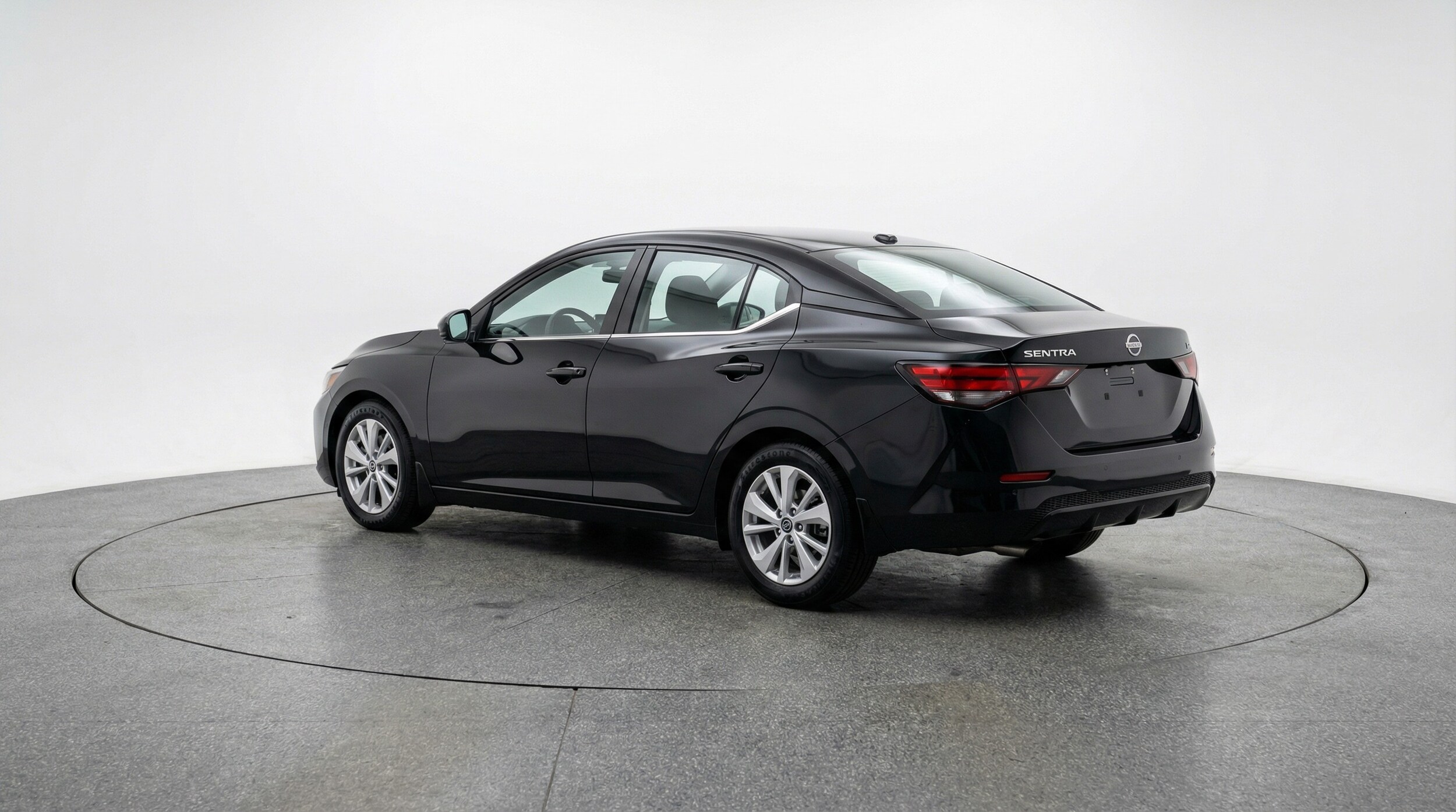 Thumbnail: 2025 Nissan Sentra - 5