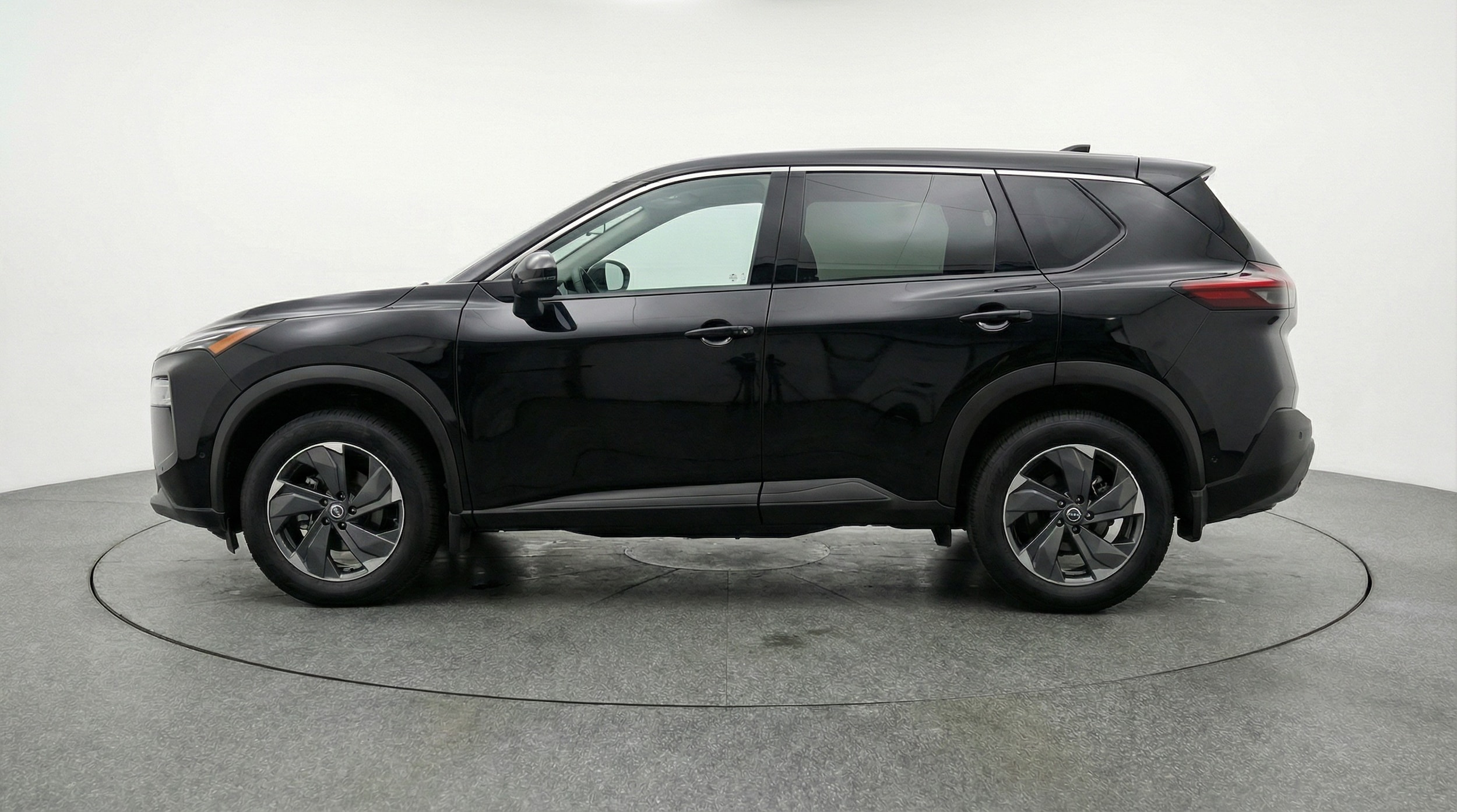 Thumbnail: 2025 Nissan Rogue - 4