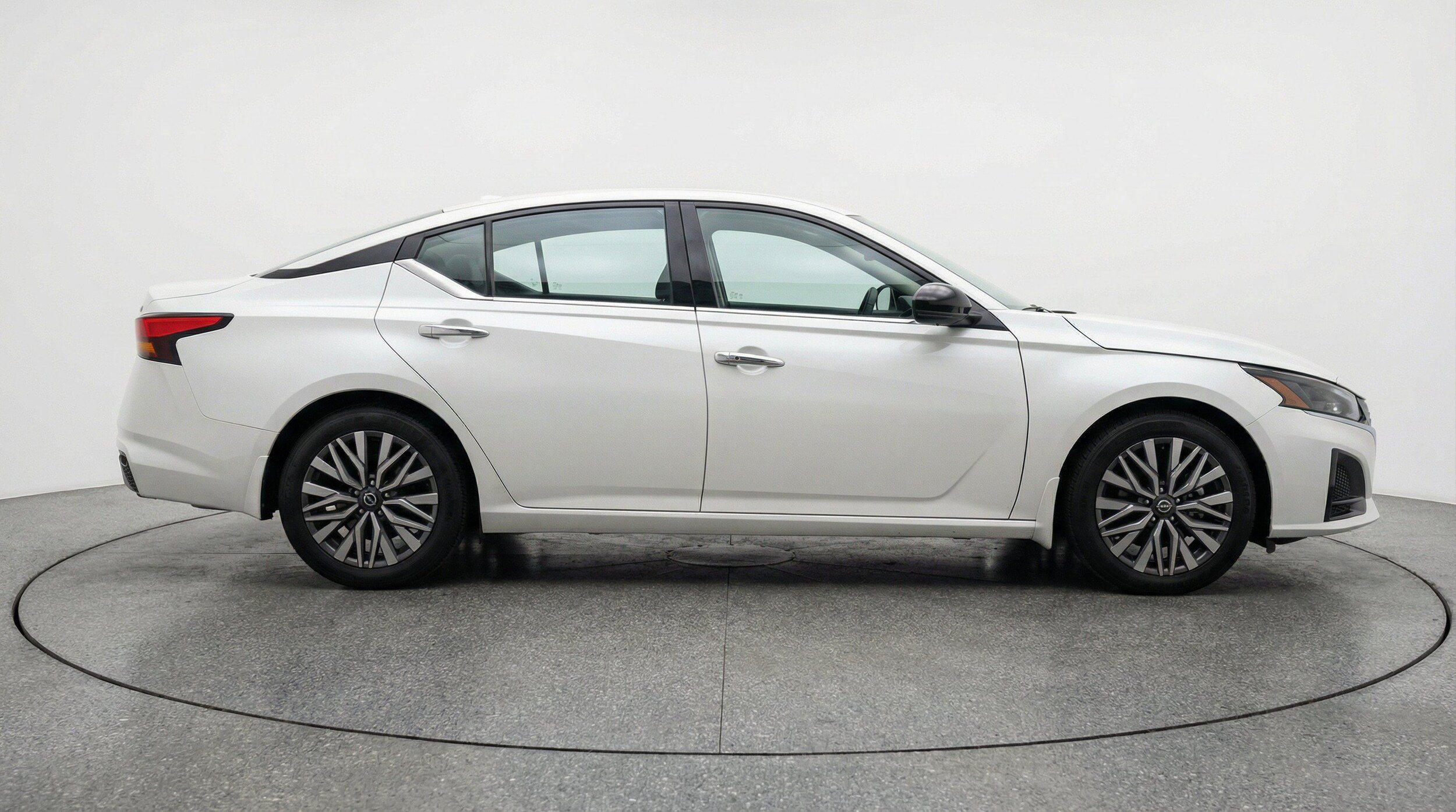 Thumbnail: 2025 Nissan Altima - 11