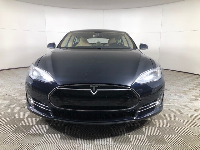 Used 2014 Tesla Model S S with VIN 5YJSA1H10EFP34798 for sale in Greenwich, CT