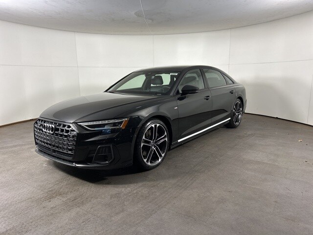 2025 Audi A8 L 55 photo 3