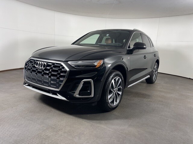 2025 Audi Q5 45 S line Premium Plus photo 3