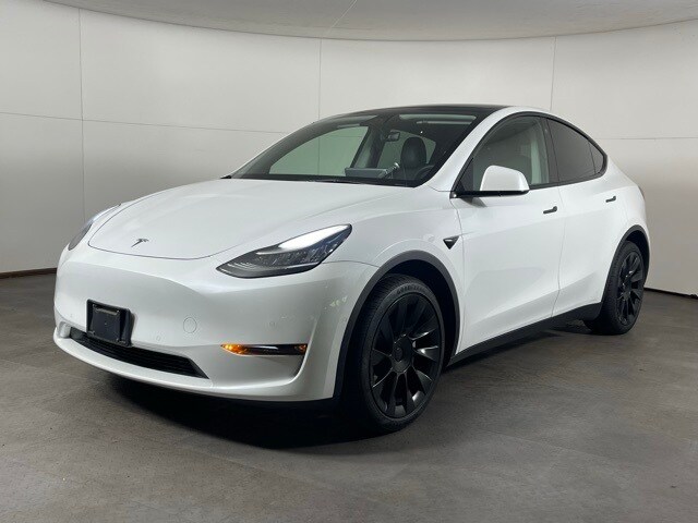 2021 Tesla Model Y Long Range photo 3