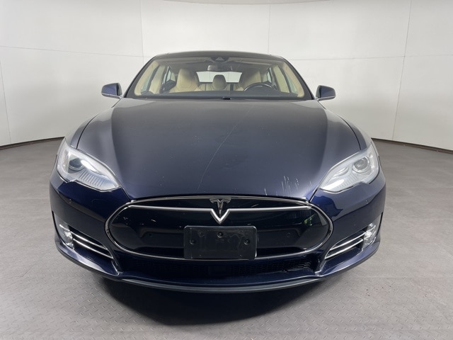 Used 2015 Tesla Model S 85D with VIN 5YJSA1H26FFP70554 for sale in Greenwich, CT
