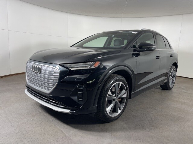 2022 Audi Q4 E-tron Prestige photo 2