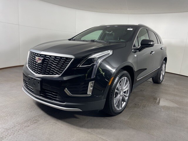 2024 Cadillac XT5 Premium Luxury photo 3