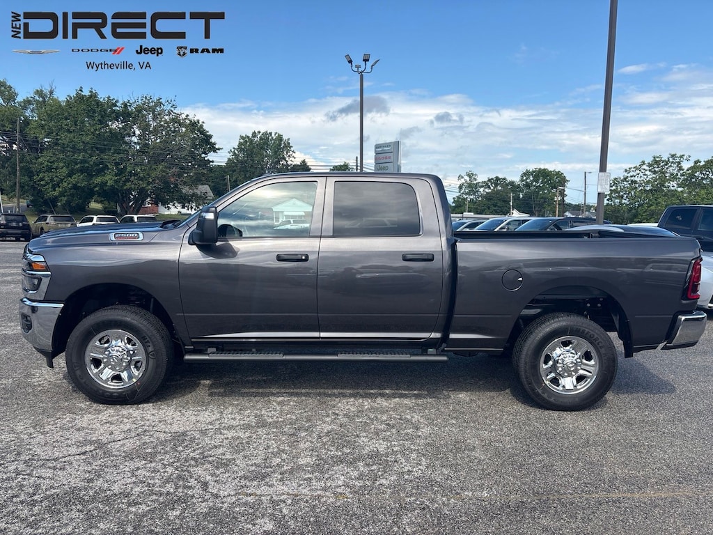 New 2026 Ram 2500 TRADESMAN CREW CAB 4X4 6'4 BOX Pickup