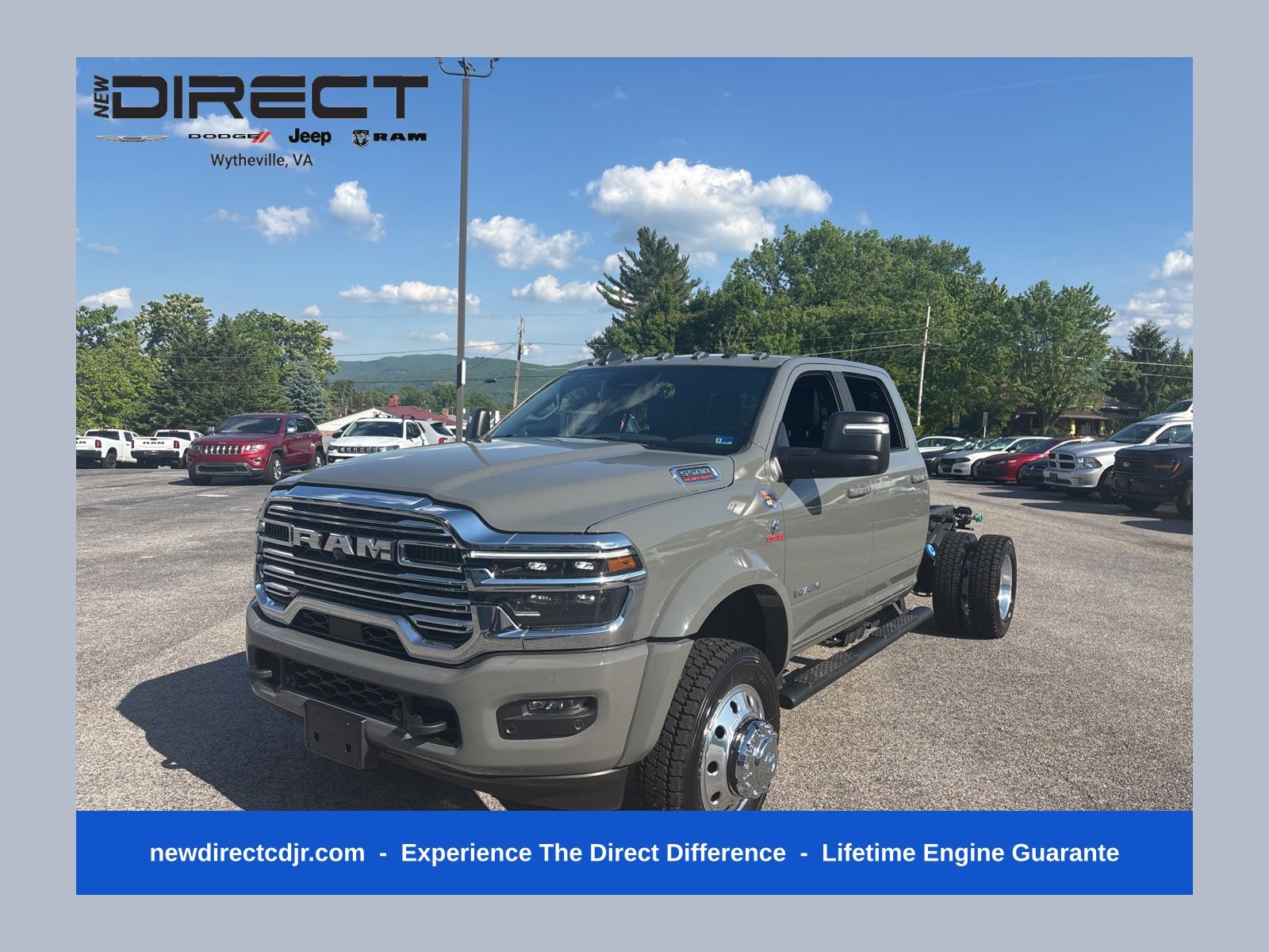 2026 RAM 5500 Big Horn 4X4 Crew Cab DRW 173" WB's photo