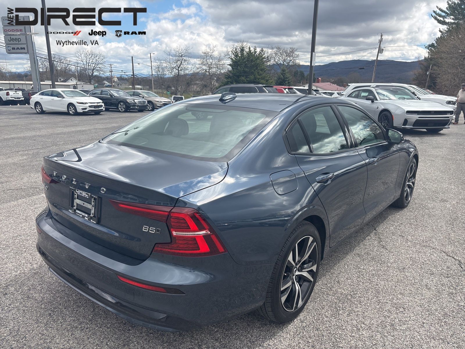 2023 Volvo S60 Core - Photo 6
