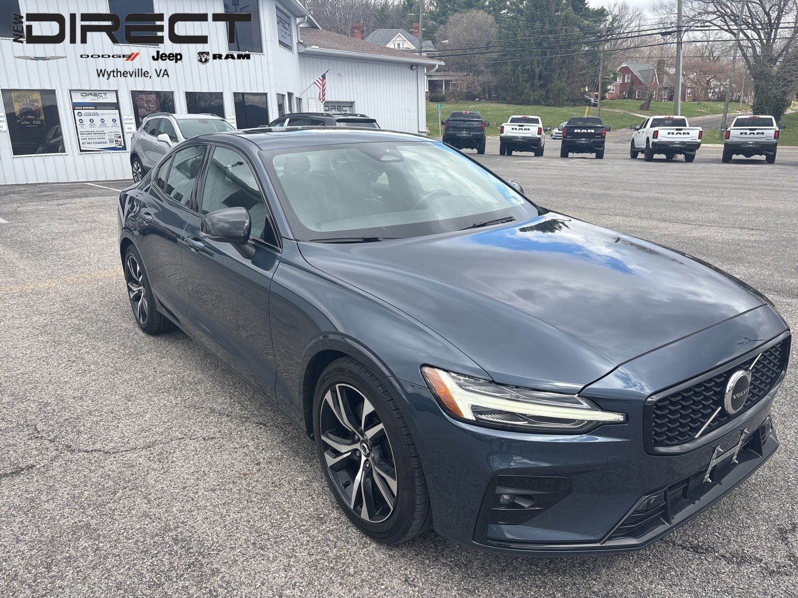 2023 Volvo S60 Core - Photo 9