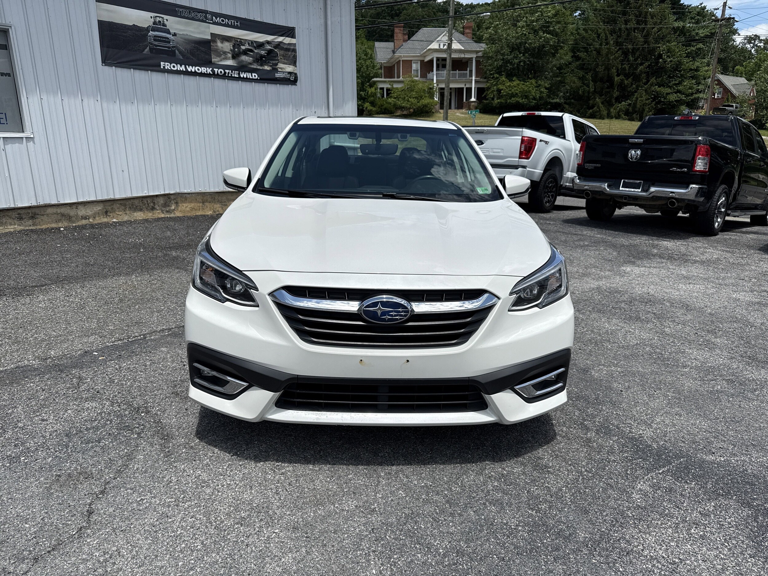 2022 Subaru Legacy Limited photo 2