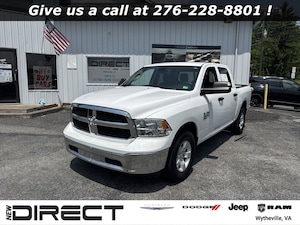 2023 Ram 1500 Classic SLT SLT 4x4 Crew Cab 57 Box