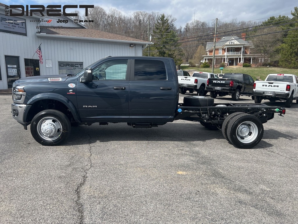New 2026 Ram 5500 BIG HORN CHASSIS CREW CAB 4X4 60' CA Pickup