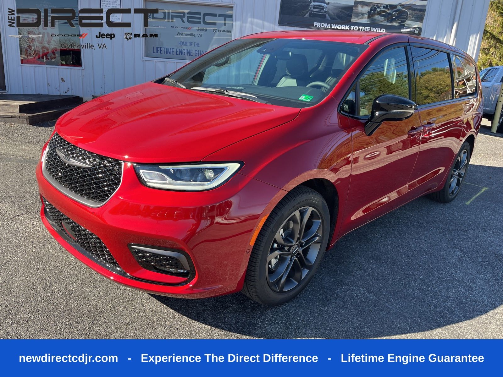 2026 Chrysler Pacifica Select