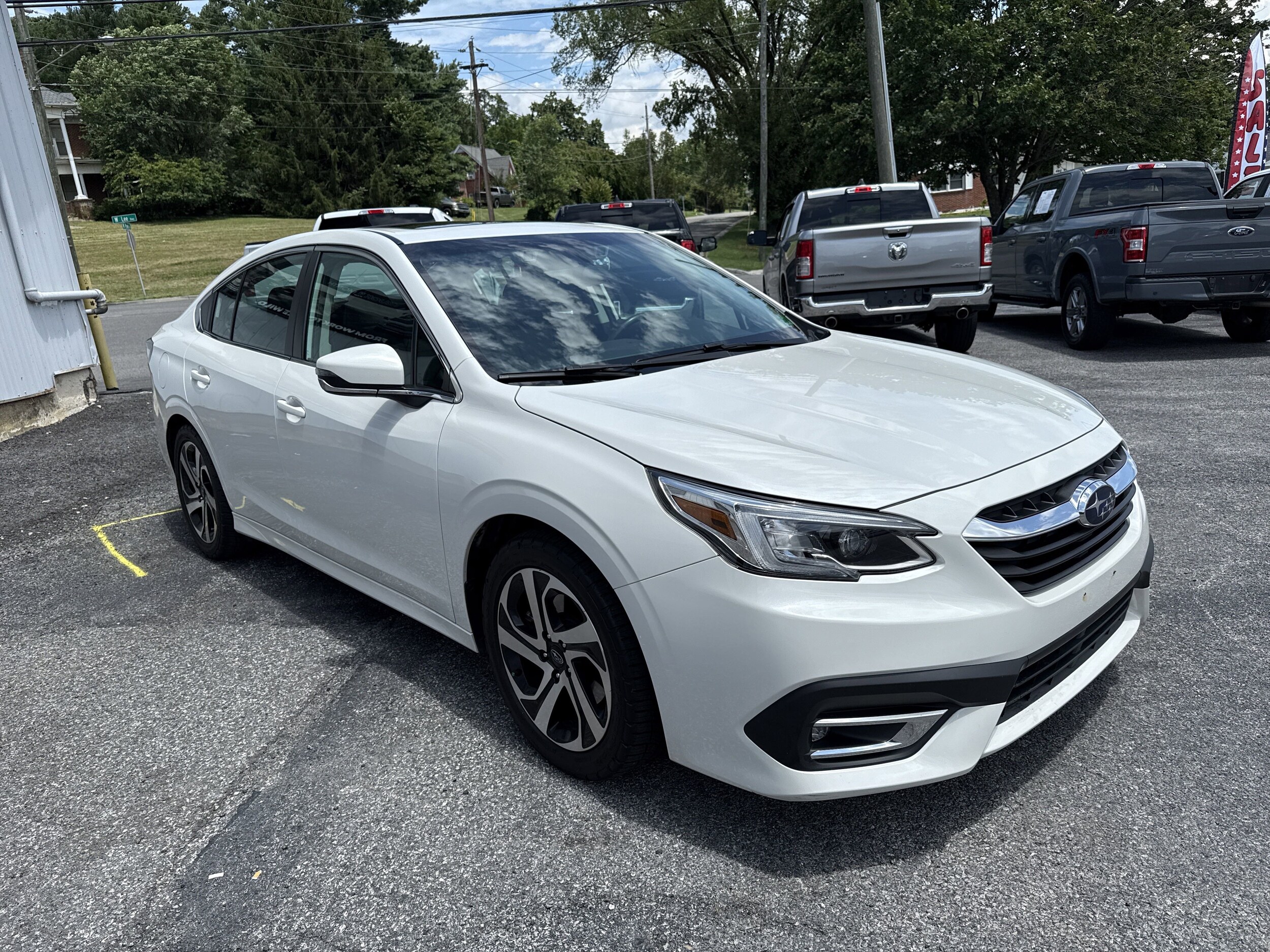 2022 Subaru Legacy Limited photo 3