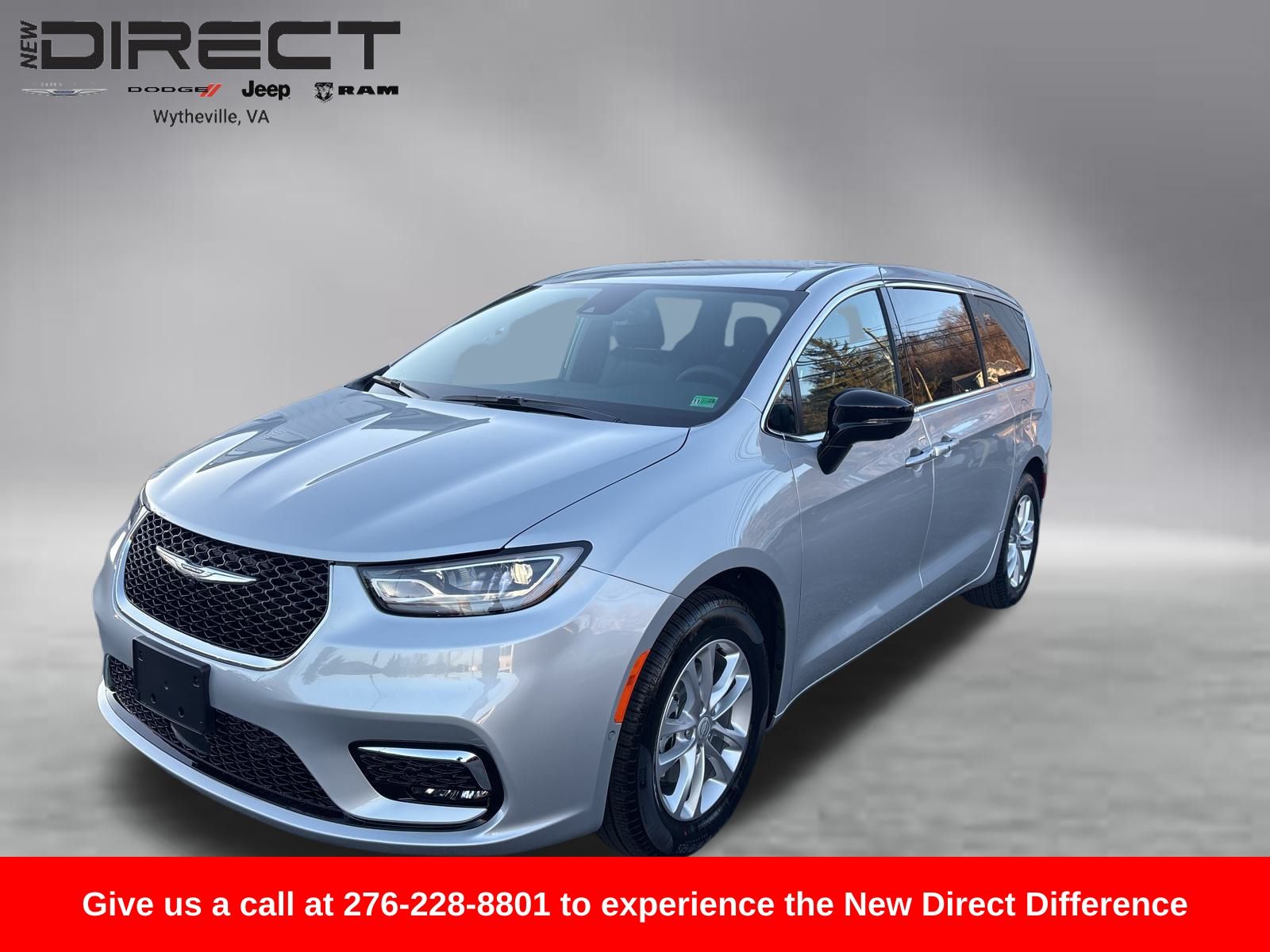 2026 Chrysler Pacifica Select's photo