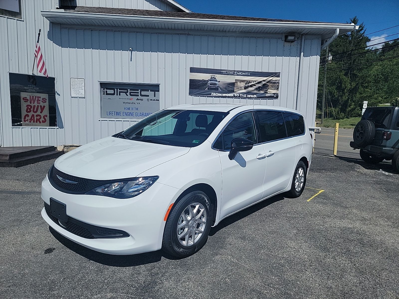 2026 Chrysler Voyager LX