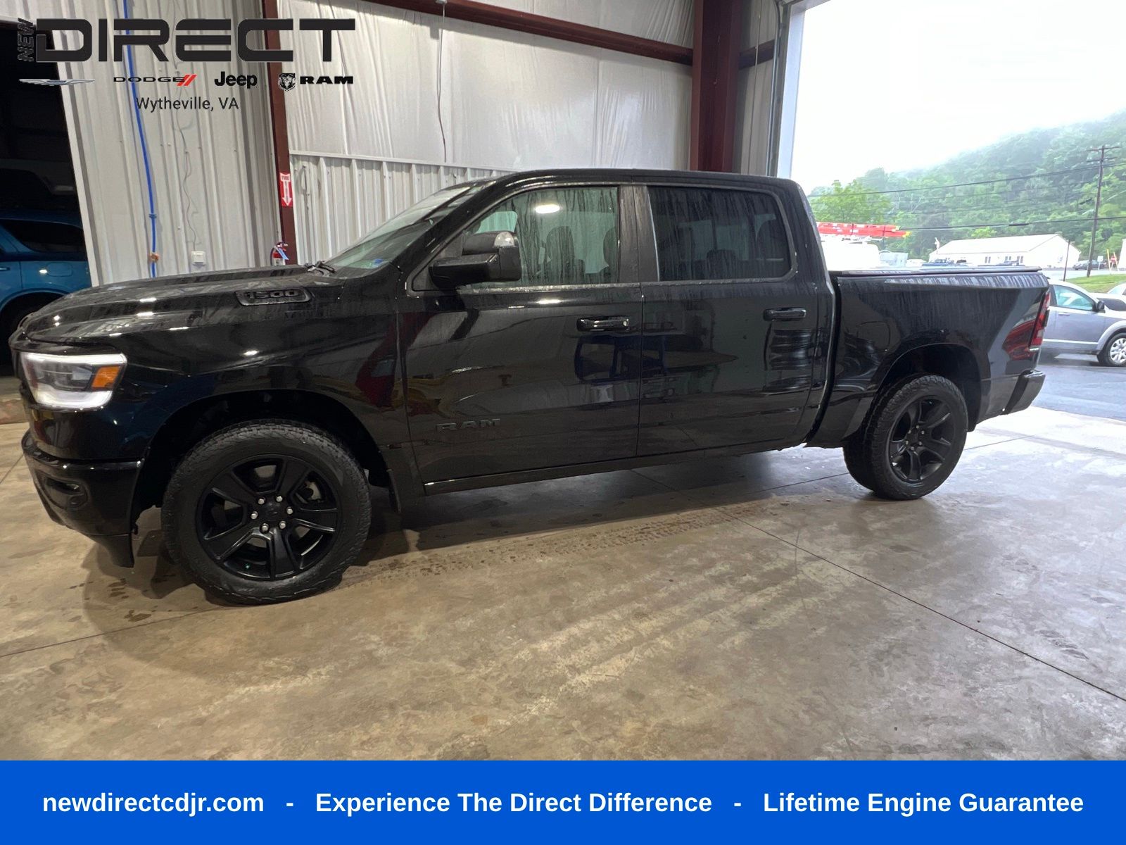 2020 RAM 1500 Big Horn/Lone Star 4x4 Crew Cab 5'7's photo