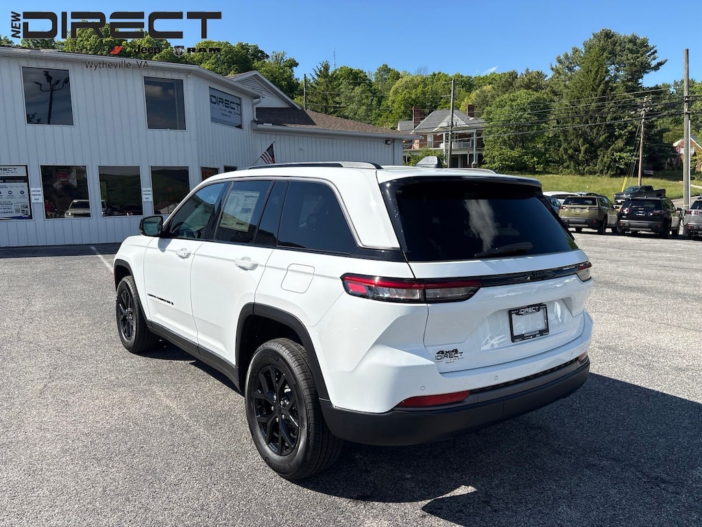 New 2026 Jeep Grand Cherokee LAREDO ALTITUDE 4X4 Sport Utility