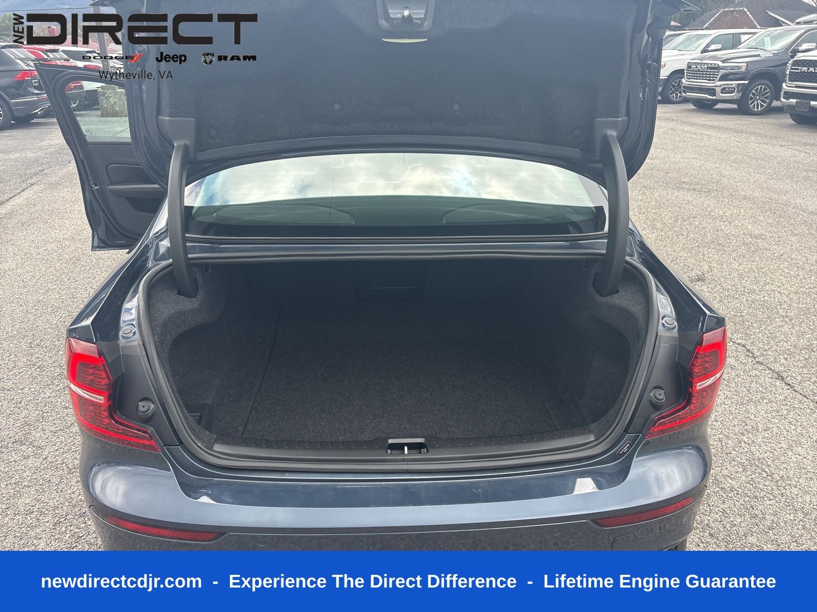 2023 Volvo S60 Core - Photo 25