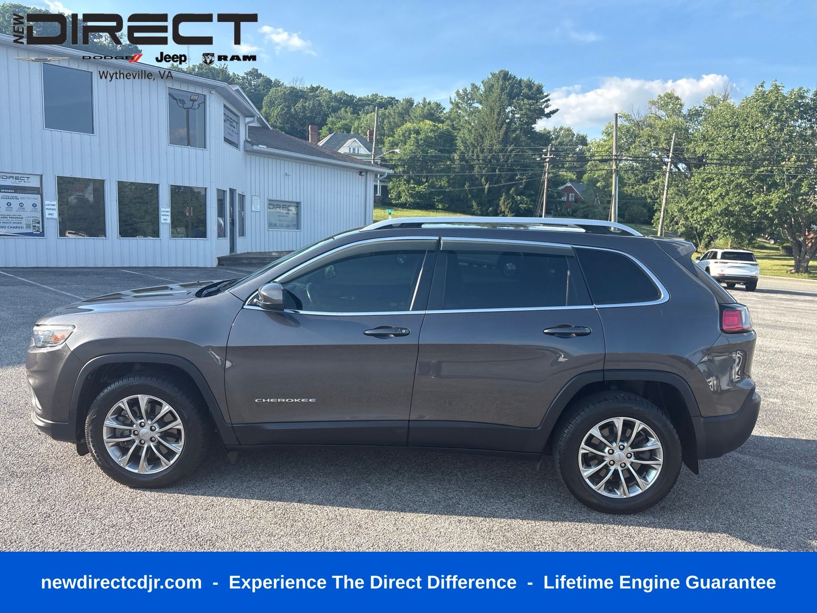 Used 2019 Jeep Cherokee Latitude Plus with VIN 1C4PJLLX9KD144857 for sale in Wytheville, VA