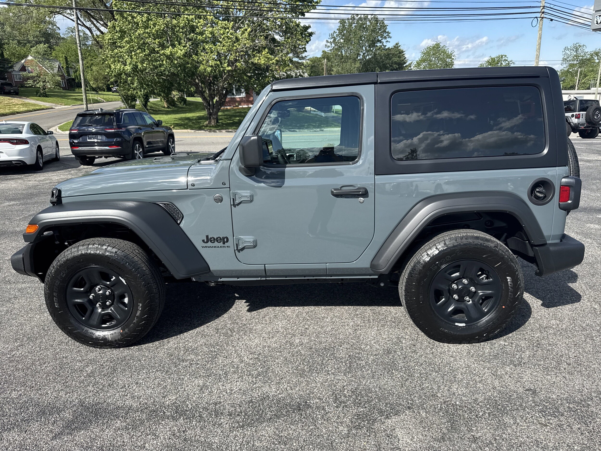 2025 Jeep Wrangler Sport photo 2
