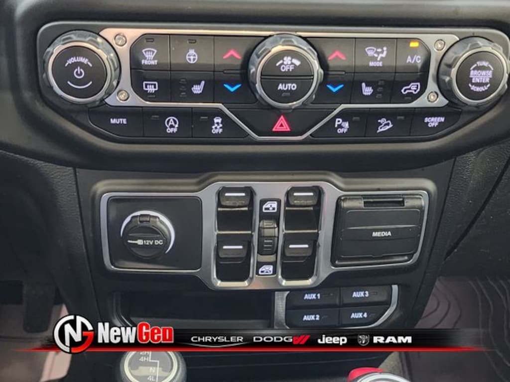Used 2021 Jeep Wrangler Unlimited Sahara SUV