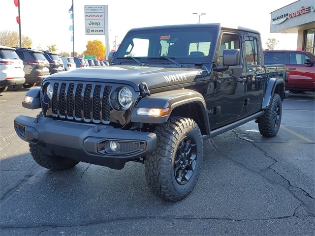 Used 2023 Jeep Gladiator WILLYS with VIN 1C6HJTAG2PL573608 for sale in Clinton, MI
