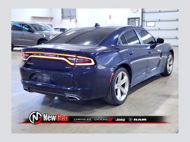 2017 Dodge Charger SXT's photo