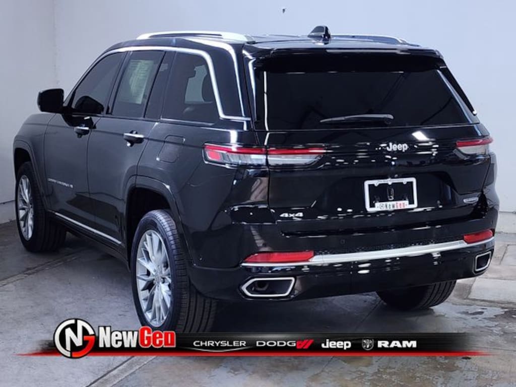 Used 2023 Jeep Grand Cherokee Summit SUV
