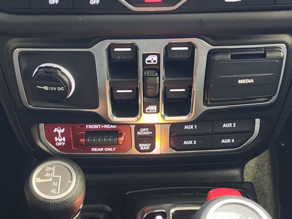 New 2026 Jeep Wrangler 4-DOOR RUBICON Sport Utility