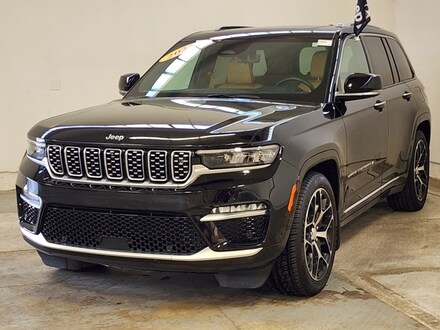 2022 Jeep Grand Cherokee Summit SUV