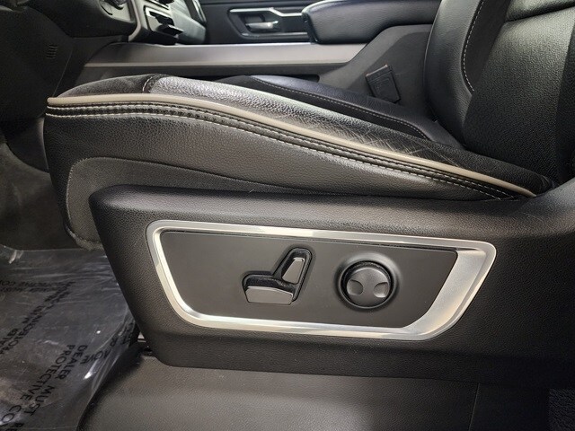 2024 Ram 1500 Laramie photo 2