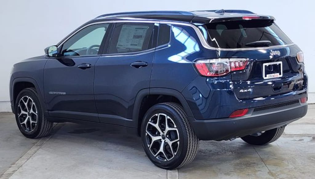 New 2026 Jeep Compass LIMITED 4X4 Sport Utility