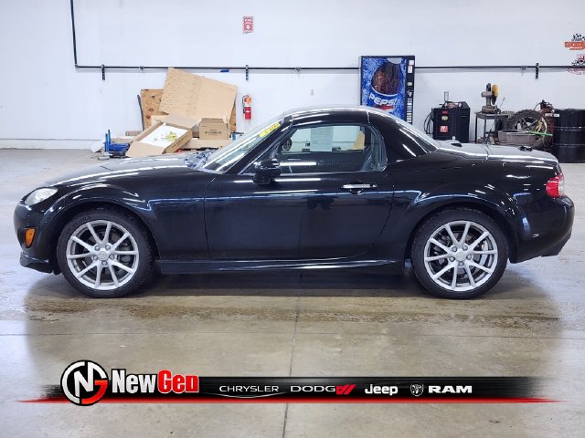 Used 2011 Mazda MX-5 Miata Grand Touring Hard Top with VIN JM1NC2PF9B0213745 for sale in Clinton, MI
