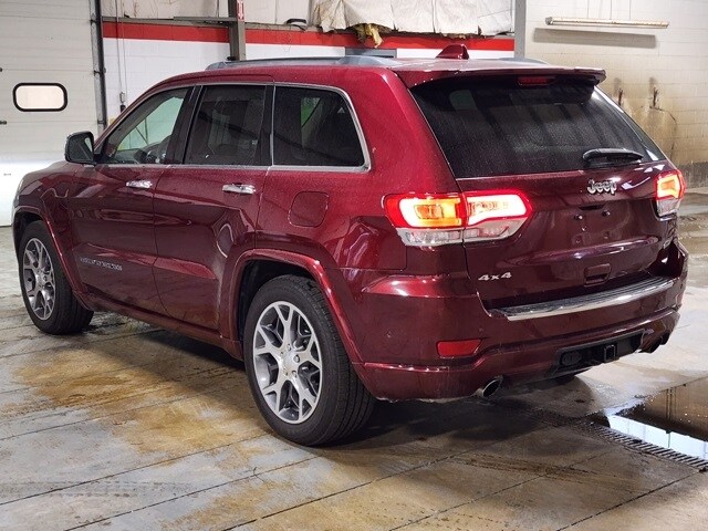 2021 Jeep Grand Cherokee Overland photo 3