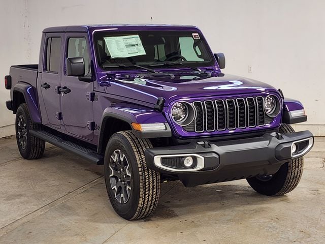 2026 Jeep Gladiator Sahara - Photo 9
