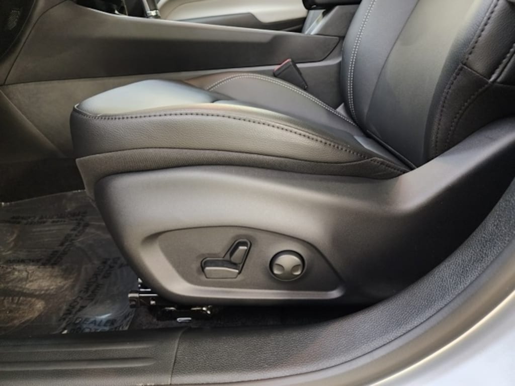 New 2026 Jeep Compass LIMITED 4X4 Sport Utility