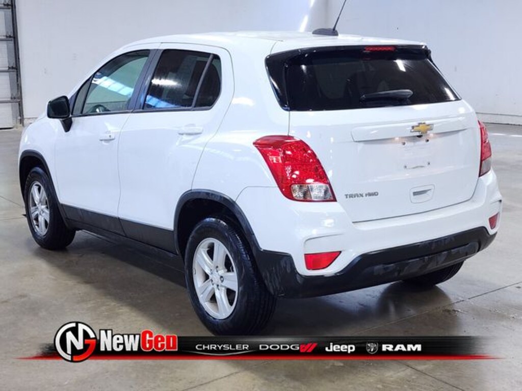 Used 2022 Chevrolet Trax LS SUV