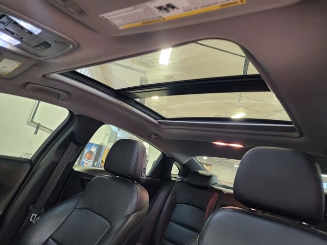 Used 2018 Chevrolet Malibu Premier with VIN 1G1ZE5SX8JF205072 for sale in Clinton, MI