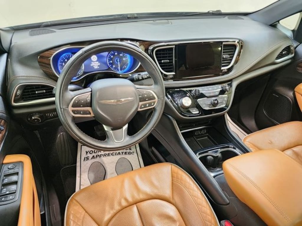 Used 2022 Chrysler Pacifica Pinnacle Van Passenger Van