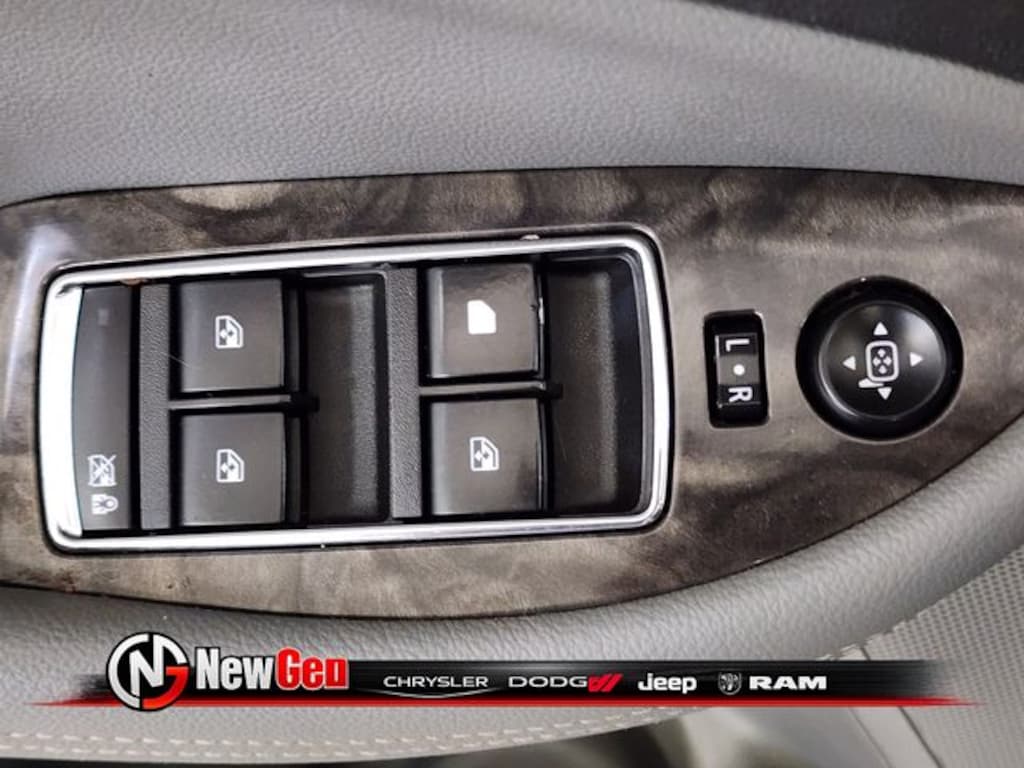 Used 2015 Chevrolet Impala LT w/1LT Sedan