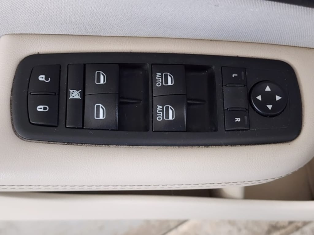 Used 2016 Chrysler 200 Limited Sedan