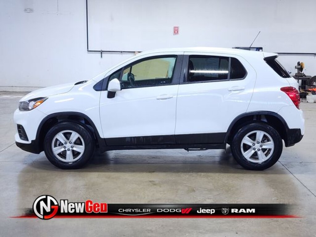 Used 2022 Chevrolet Trax LS SUV
