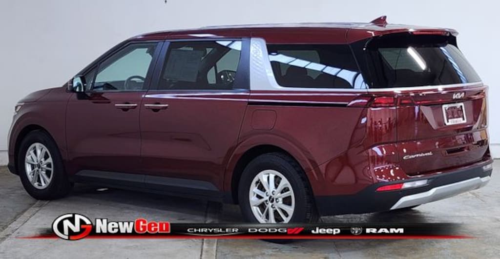 Used 2022 Kia Carnival LXS MPV